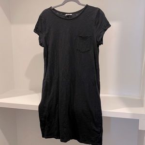 Gap women’s tee shirt dress Black